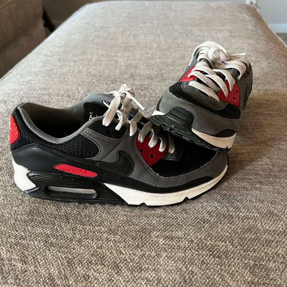 Nike Air Max 90